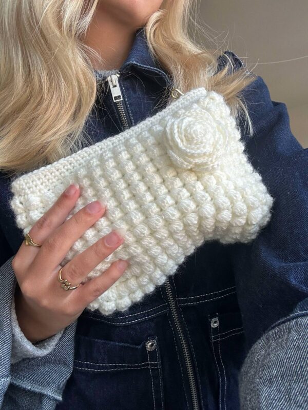 Clutch Crochet Pattern