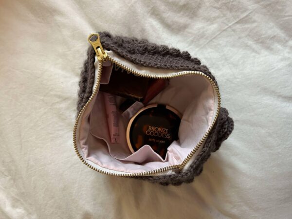 Clutch Crochet Pattern