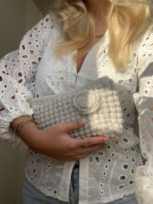 Clutch Crochet Pattern