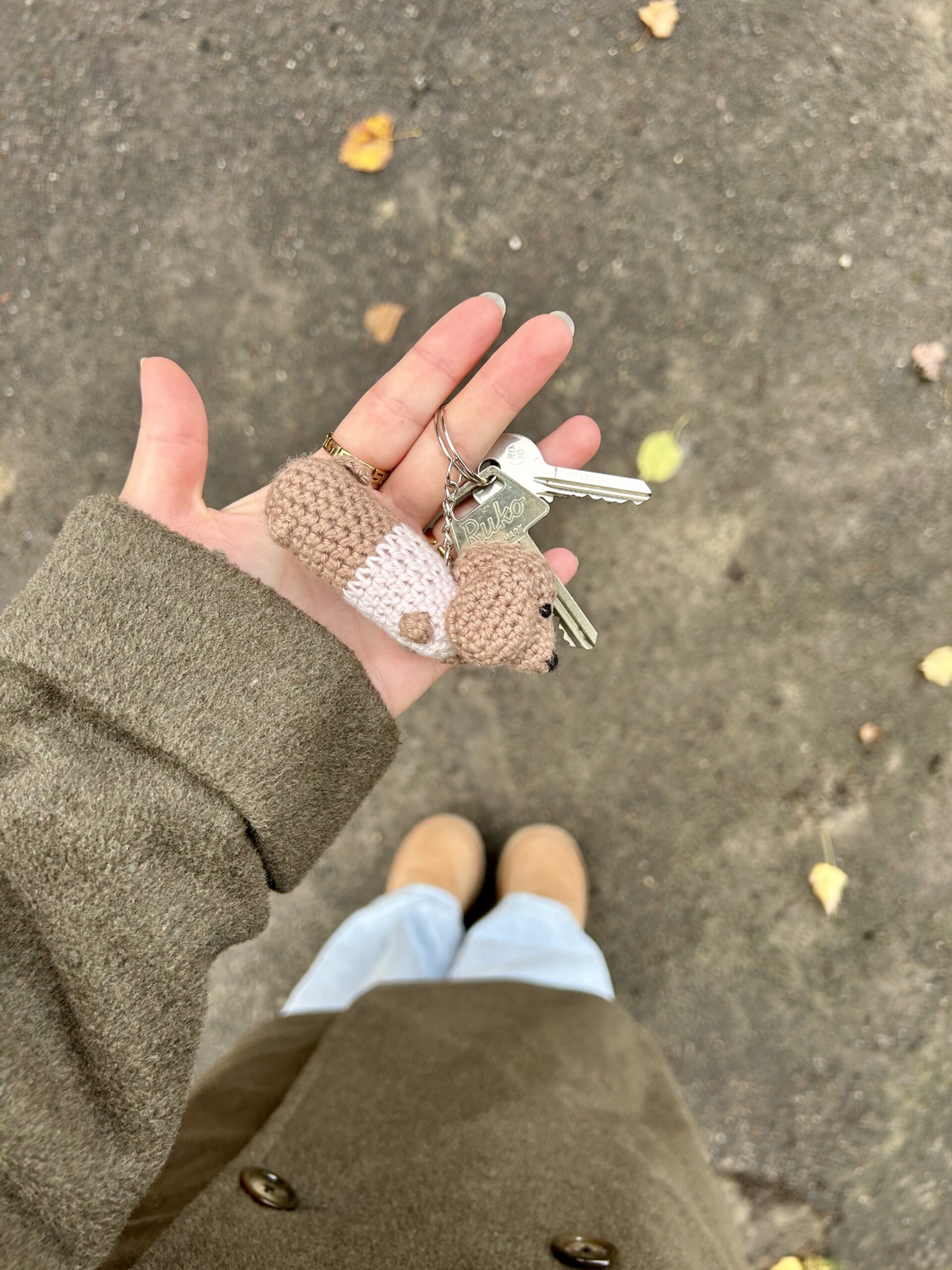 Dachshund Charm Crochet Pattern - Image 7