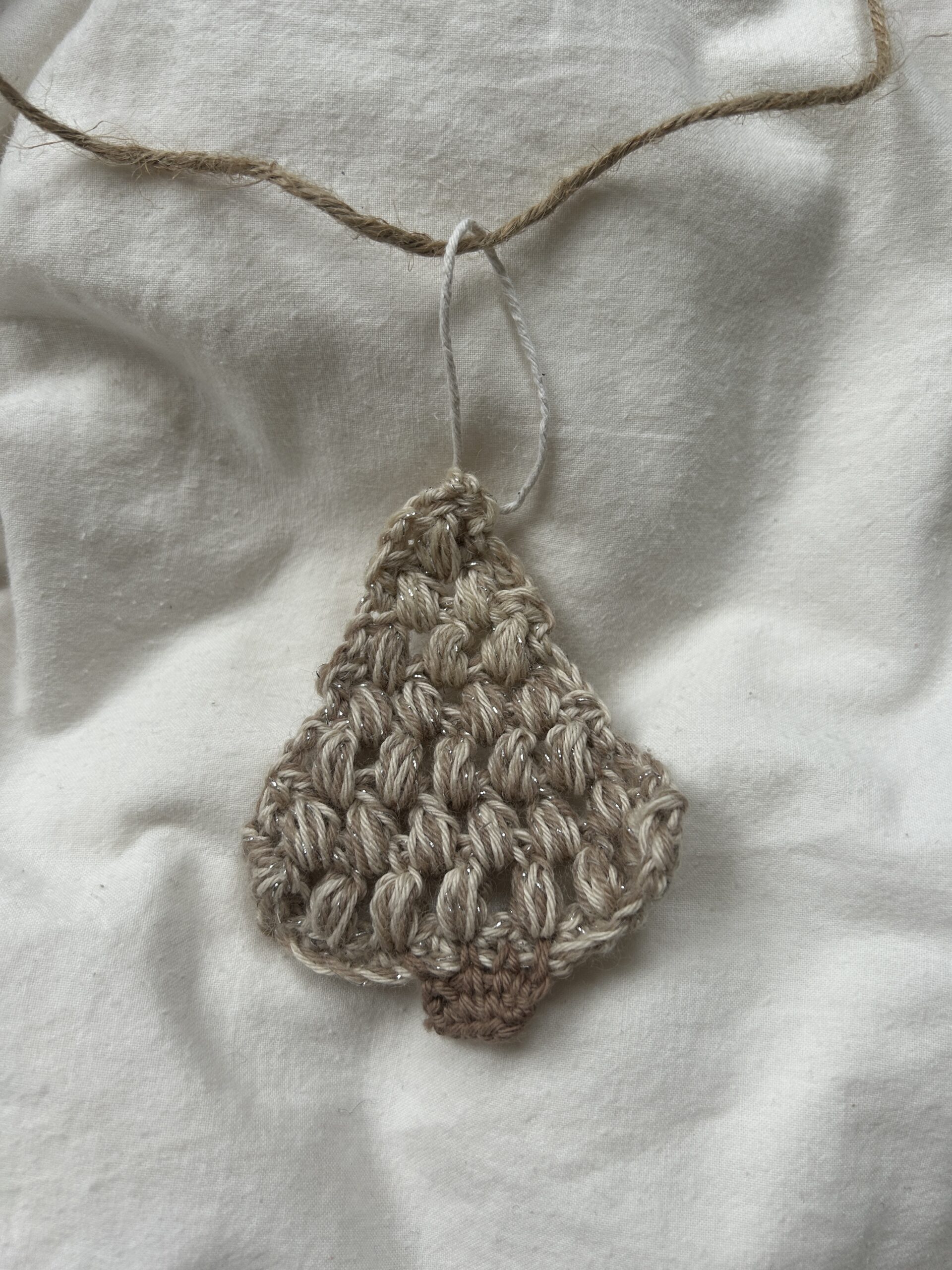 Christmas Tree Ornament Crochet Pattern - Image 2