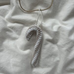 Candy Cane Ornament Crochet Pattern - Image 6