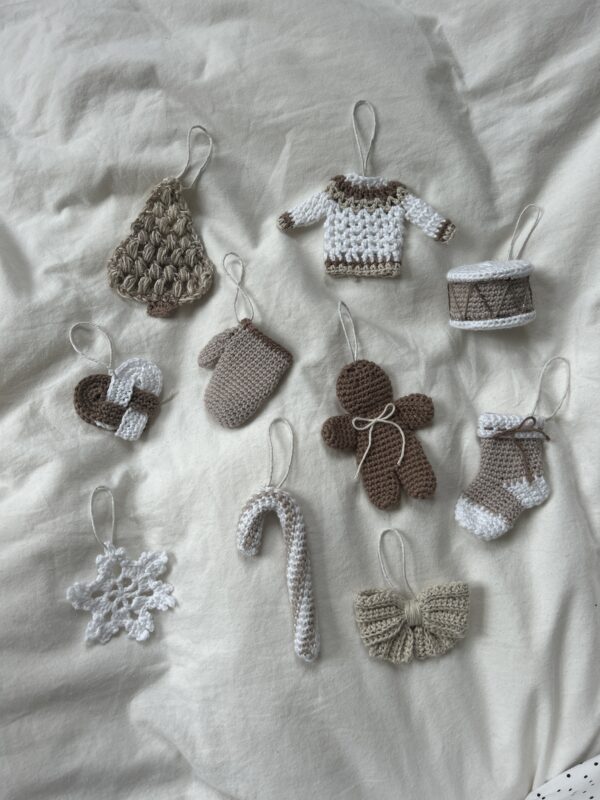 Drum Ornament Crochet Pattern