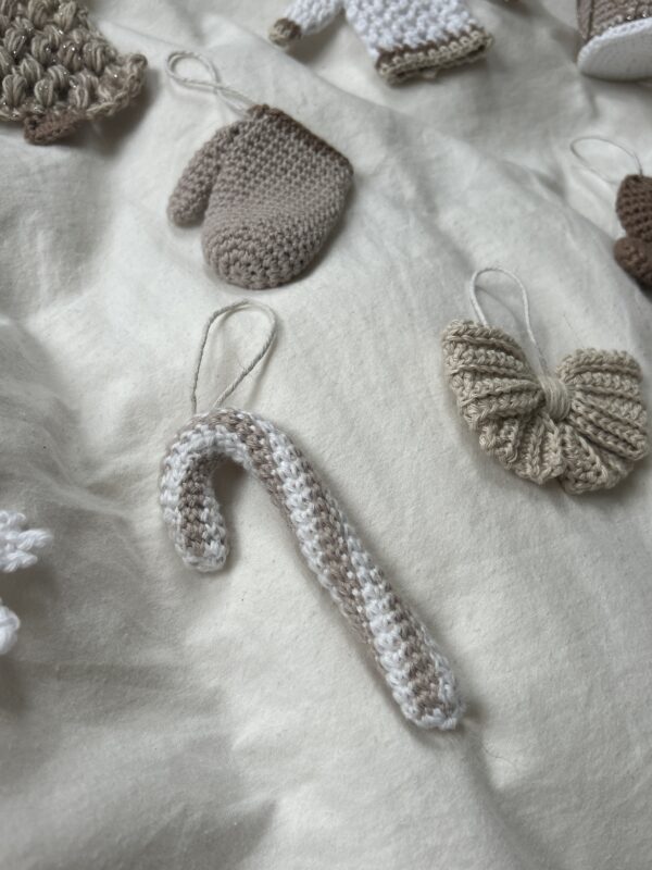 Candy Cane Ornament Crochet Pattern
