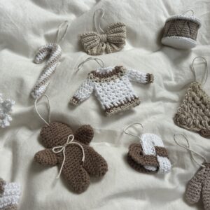 Gingerbread Ornament Crochet Pattern - Image 4