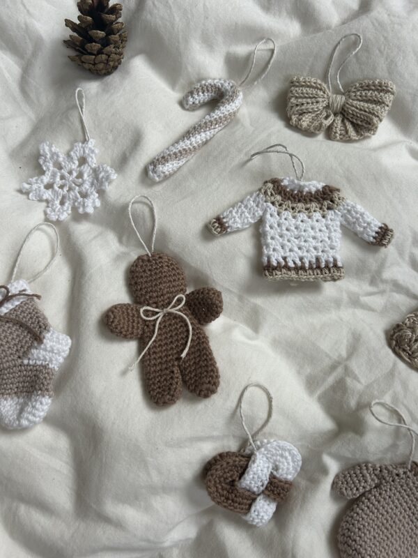 Gingerbread Ornament Crochet Pattern