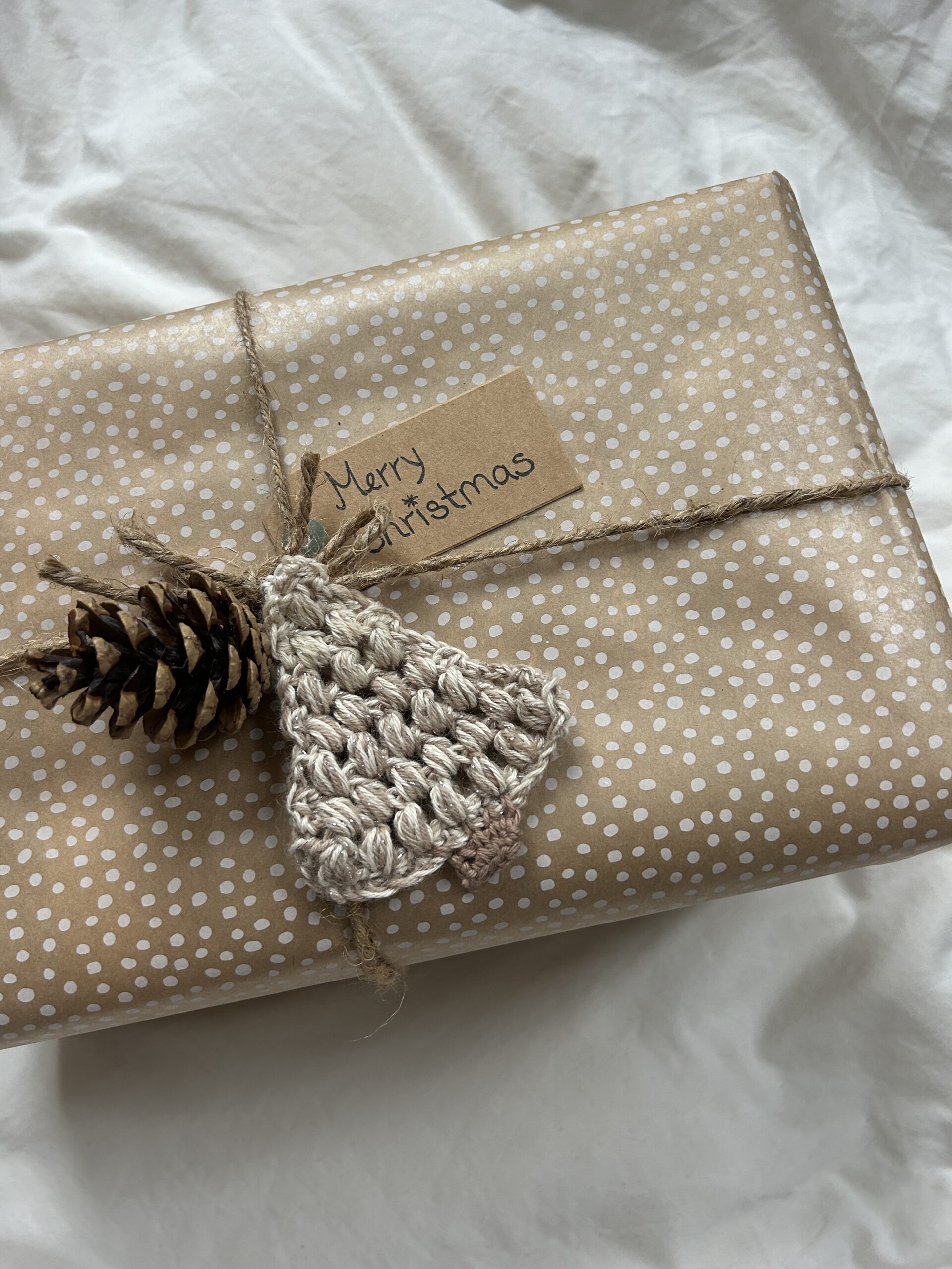 Christmas Tree Ornament Crochet Pattern - Image 3