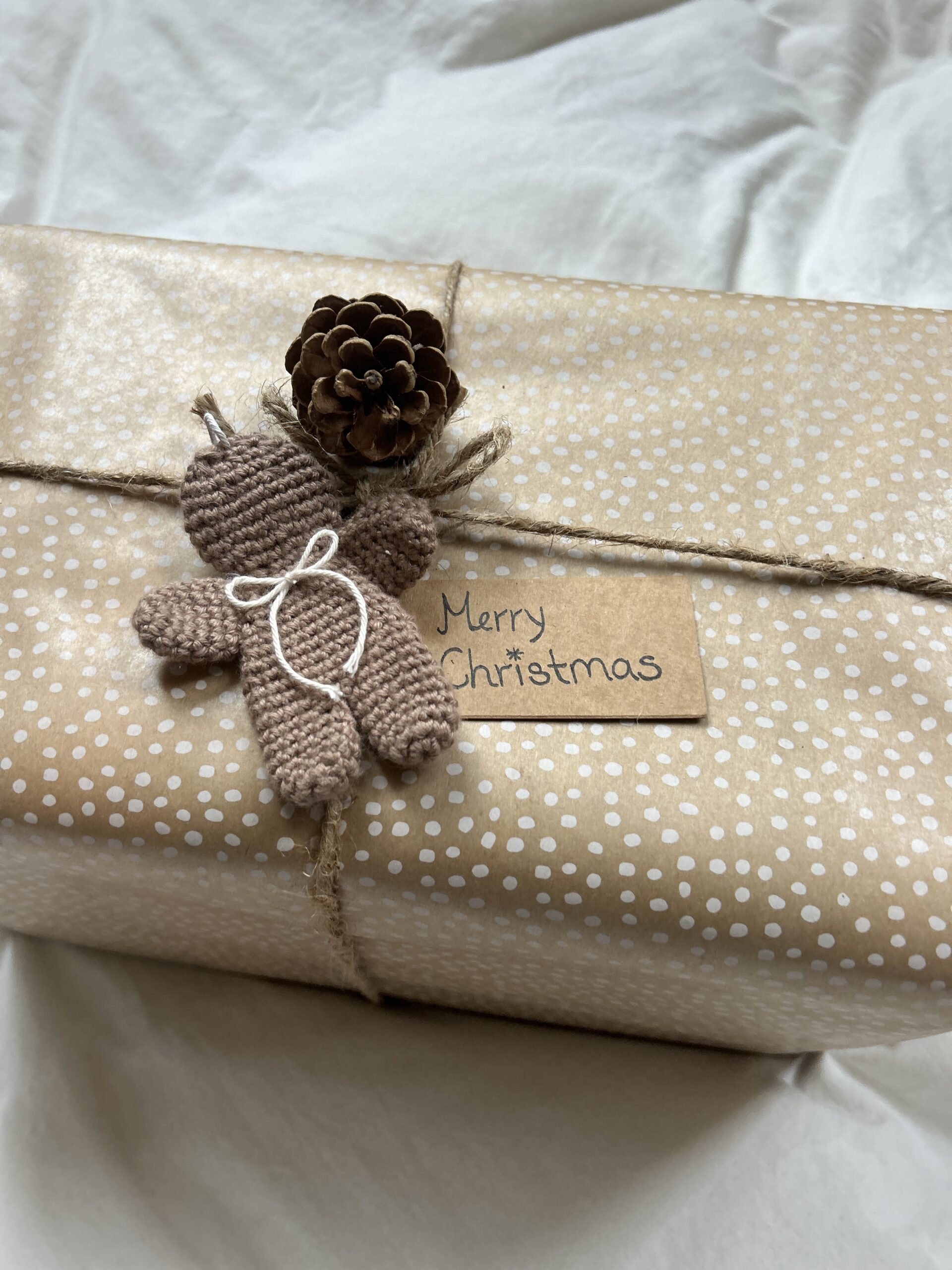 Gingerbread Ornament Crochet Pattern - Image 7