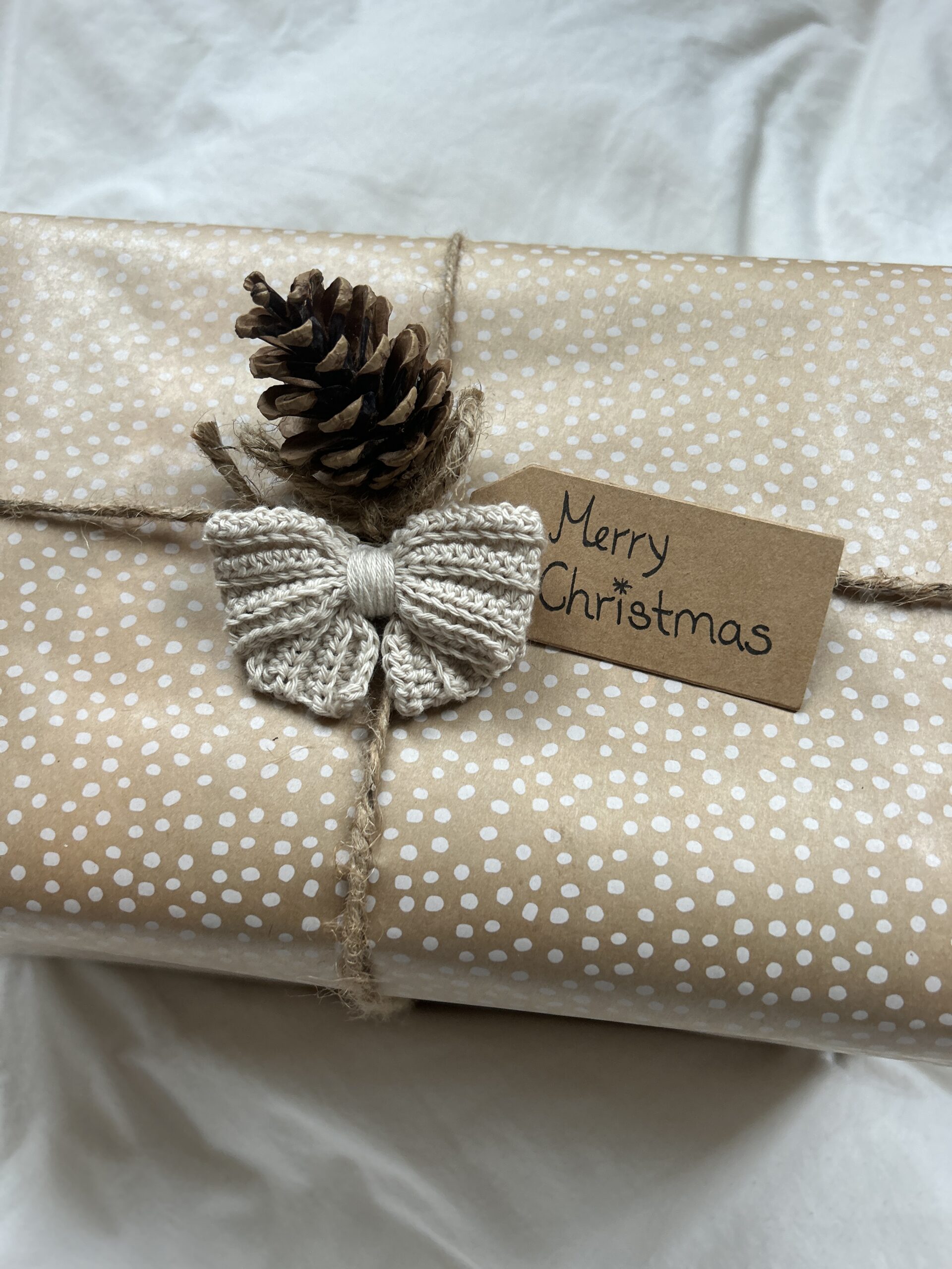 Bow Ornament Crochet Pattern - Image 3