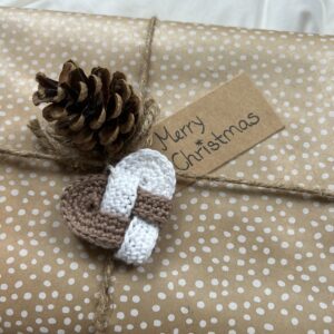 Christmas Heart Ornament Crochet Pattern - Image 3